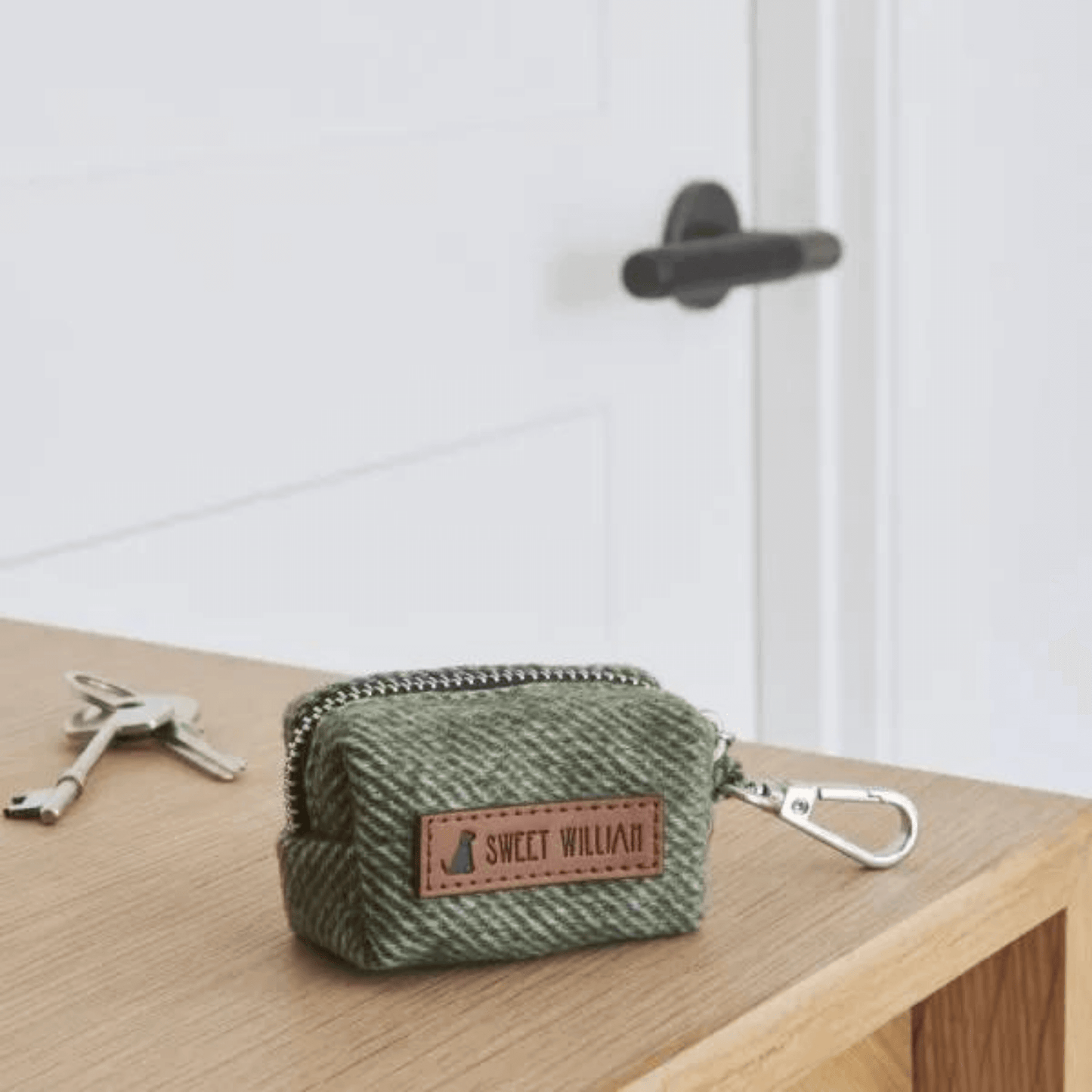 Green Tweed Poo Bag Holder